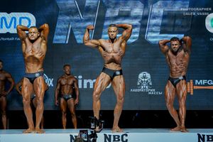 CLASSIC PHYSIQUE НОВИЧКИ